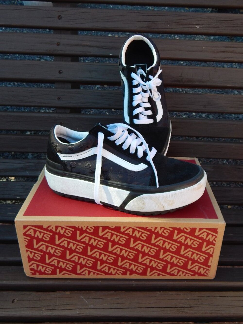 Vans Old Skool Stacked Womens Black Floral Sneakers Size 7.5